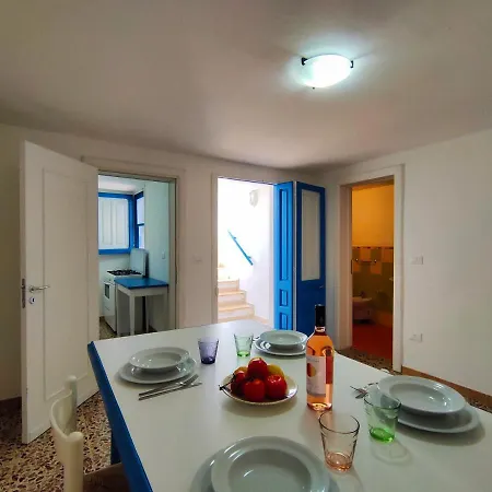 بيت للعطل La Casa Delle Cinte *